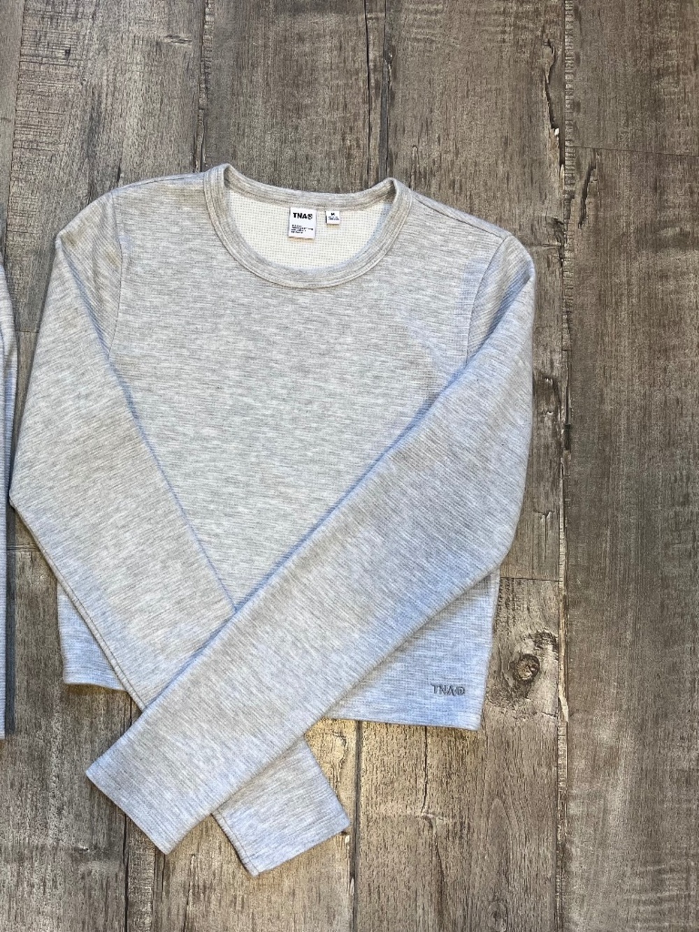 aritzia tna waffle knit grey cropped long sleeve medium